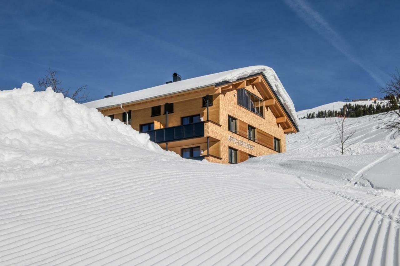 Almstueble Bergfrieden Hotel Damuels Kültér fotó
